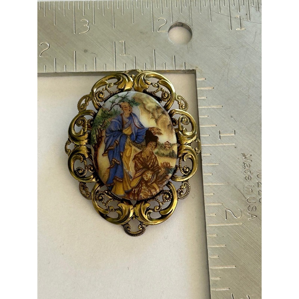 Vintage Brooch Depicting‎ Asian Couple In Homeland Signed Western Germany - Picture 4 of 4